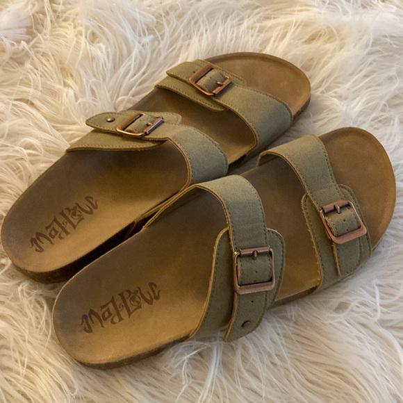 MAD LOVE sandals - Picture 4 of 11